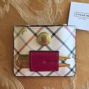 Coach Golf divot repair & tee holder